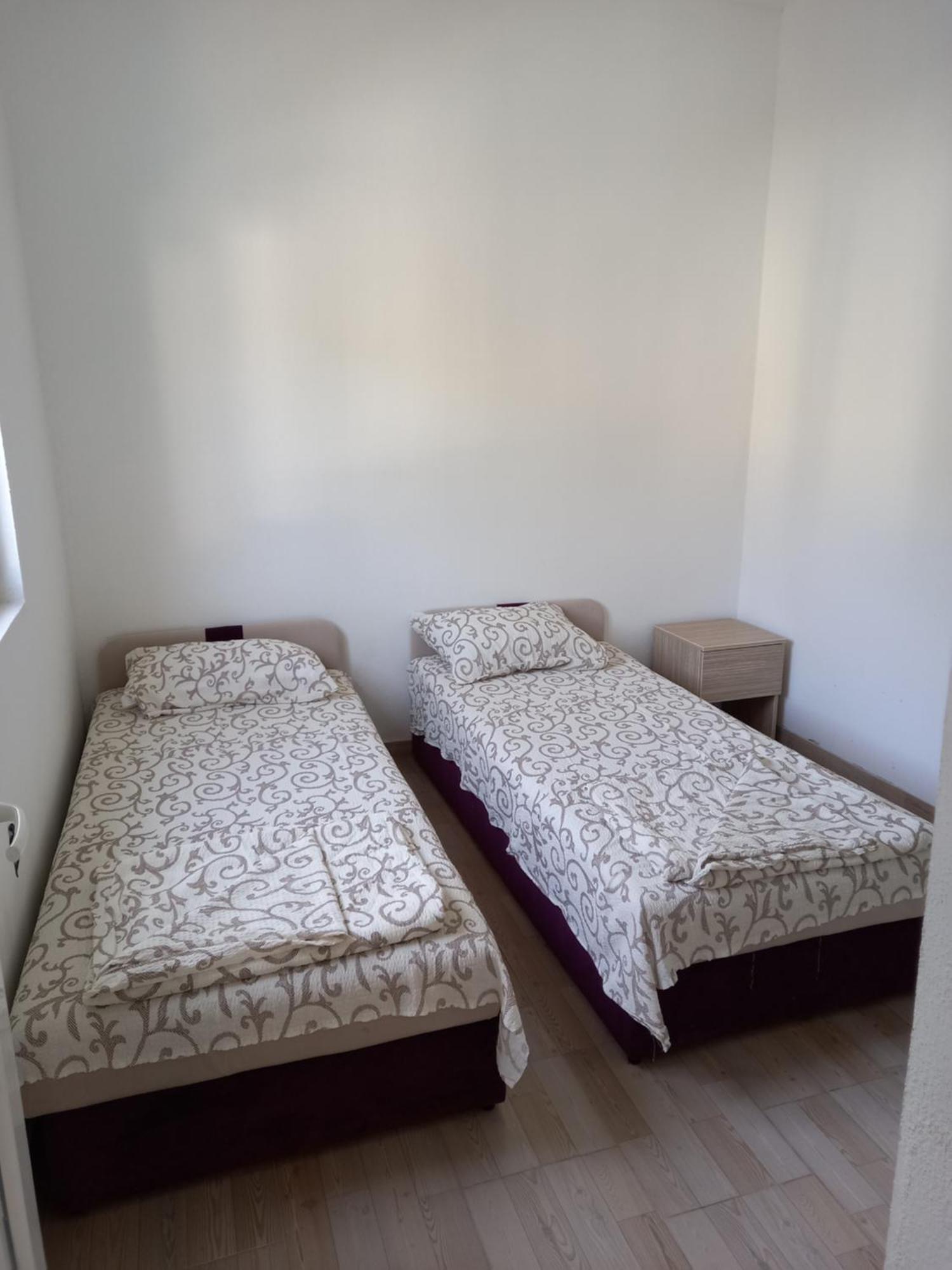 Md Apartmani Čanj Værelse billede