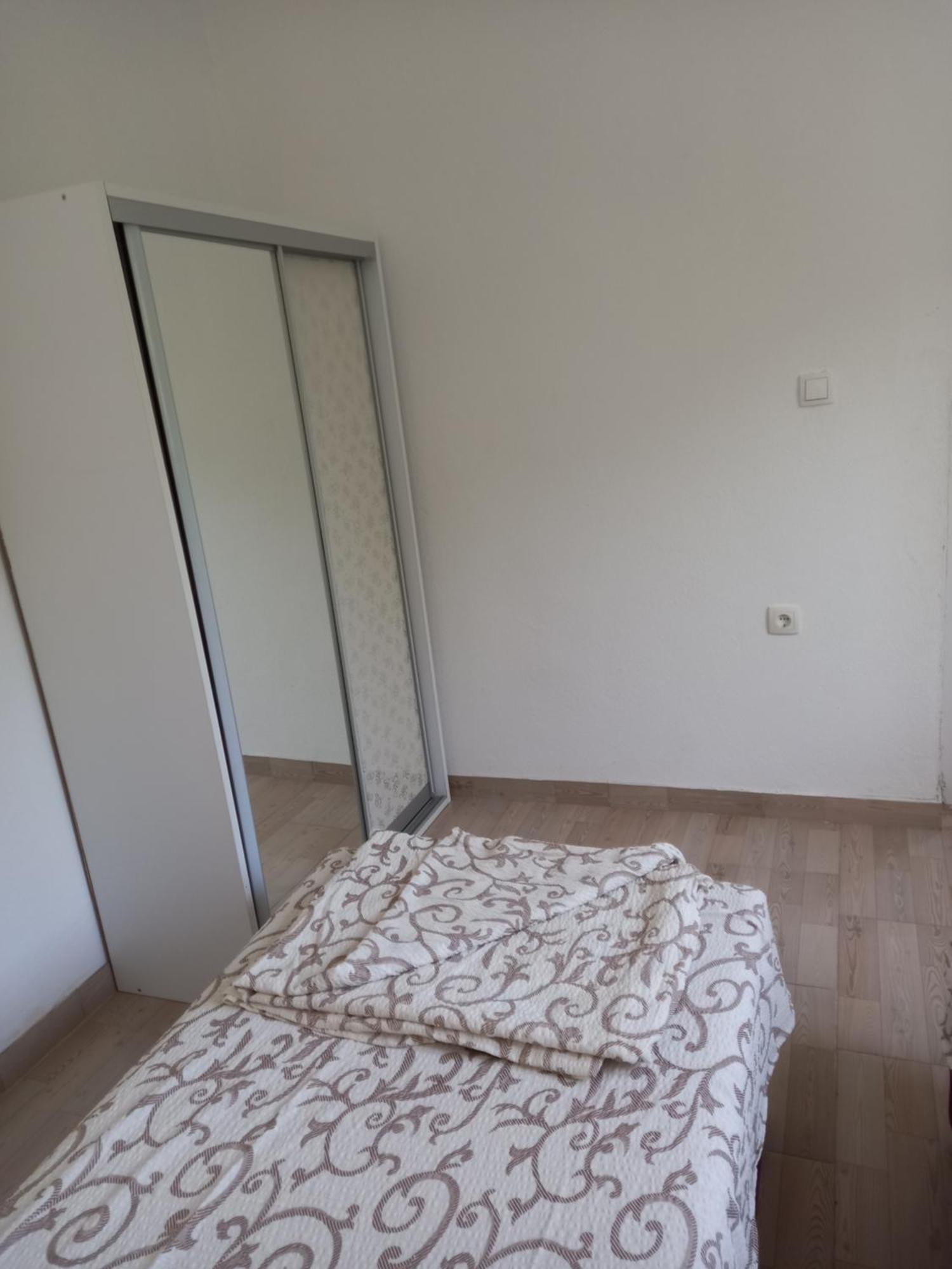 Md Apartmani Čanj Værelse billede